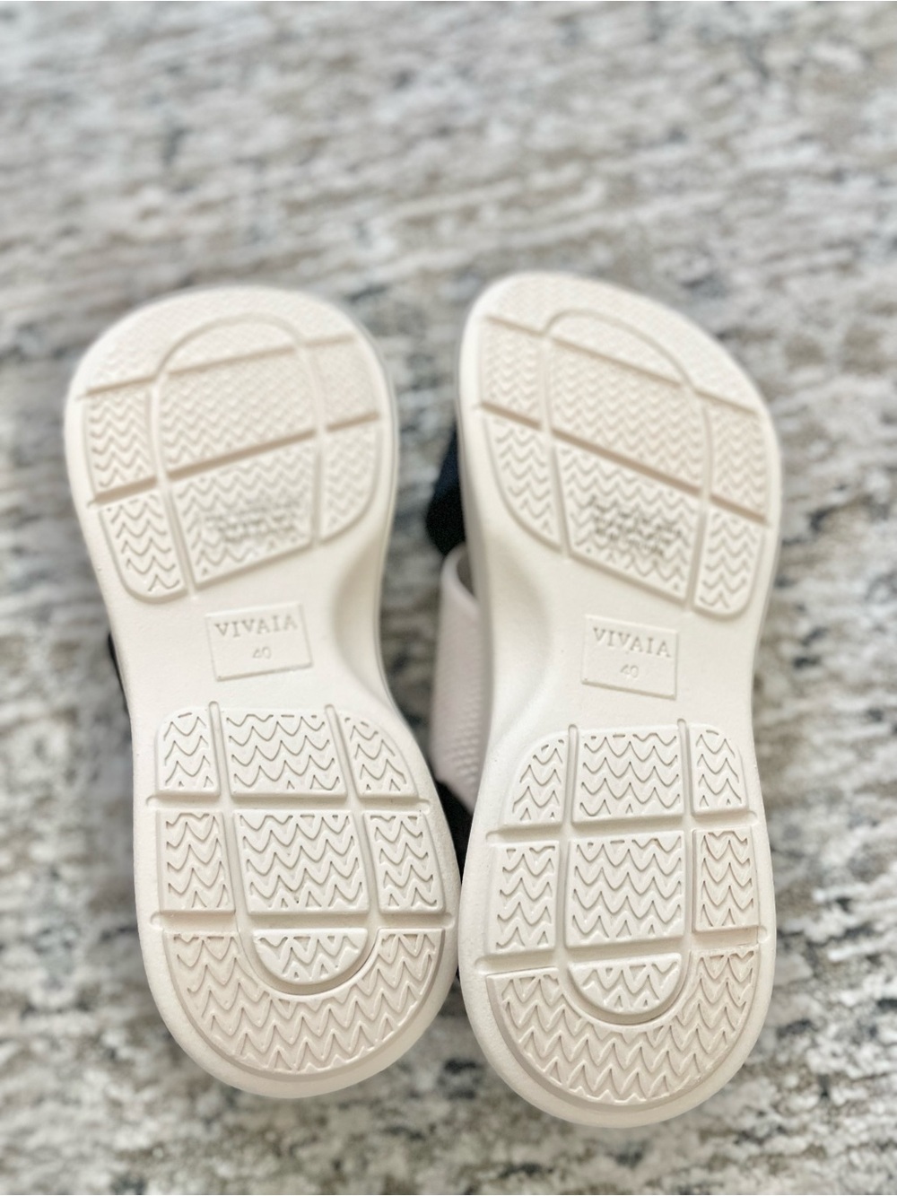 Vivaia Kara Adaptall Walker Sandals Black & Cream Size 9 (40) - Picture 10 of 11